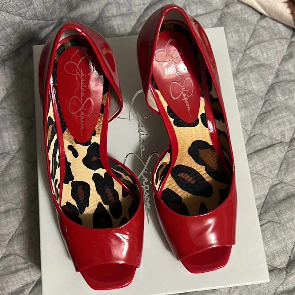 Jessica Simpson Josette red patent heels - Picture 5 of 7